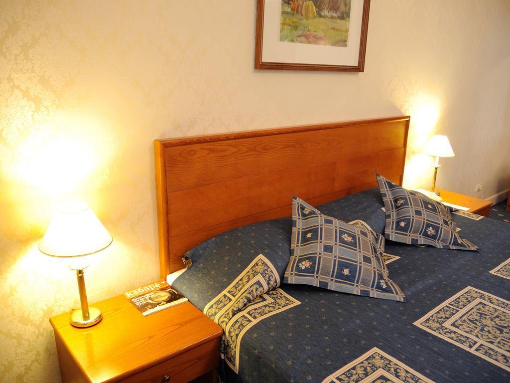 Grand Hotel Ukraine Dnipro Exteriör bild