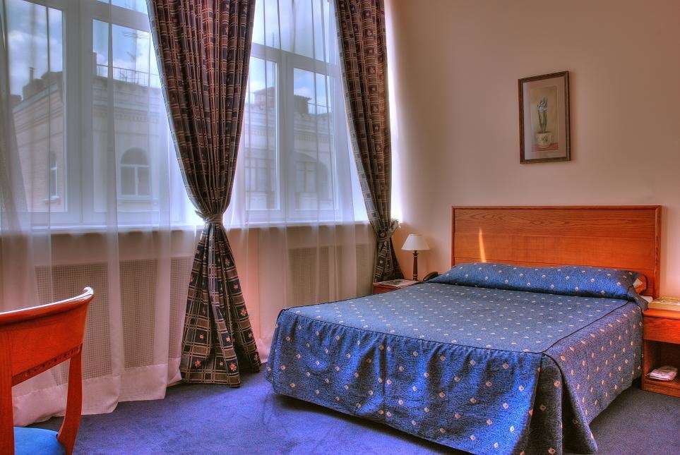 Grand Hotel Ukraine Dnipro Rum bild